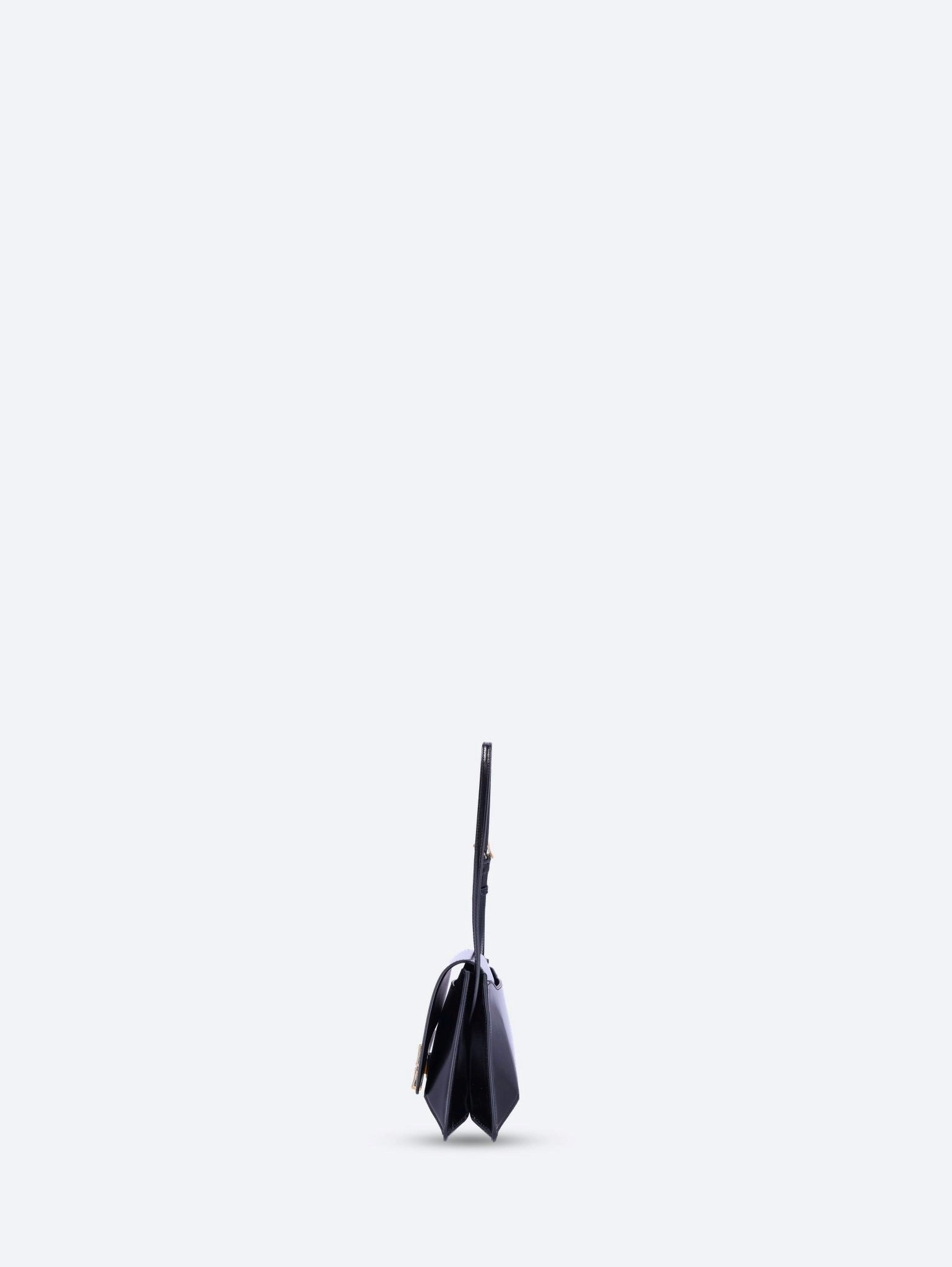 4g liquid shoulder bag