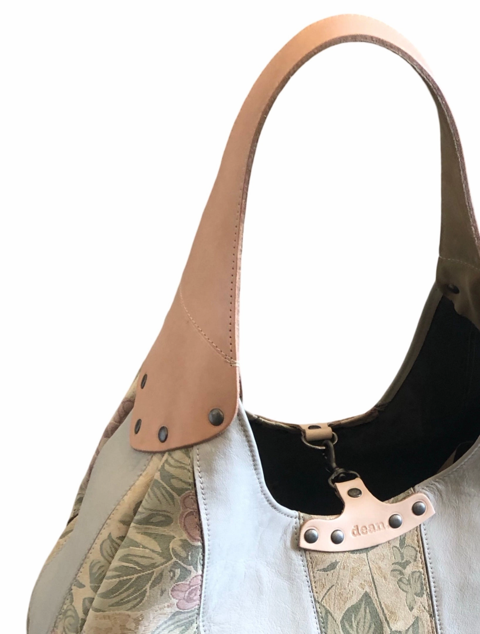 B23  butterfly & floral striped