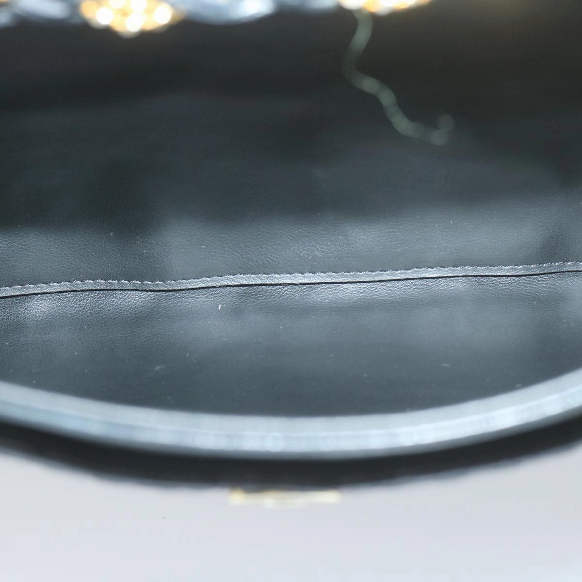 Bally  Leather Shoulder Bag (Pre-Owned)