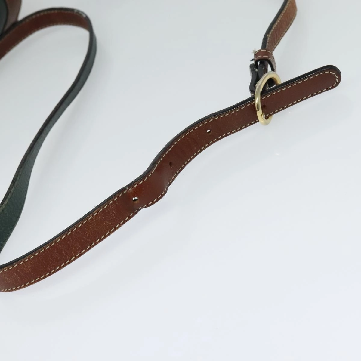 Bally Leather Shoulder Bag (Pre-Owned)