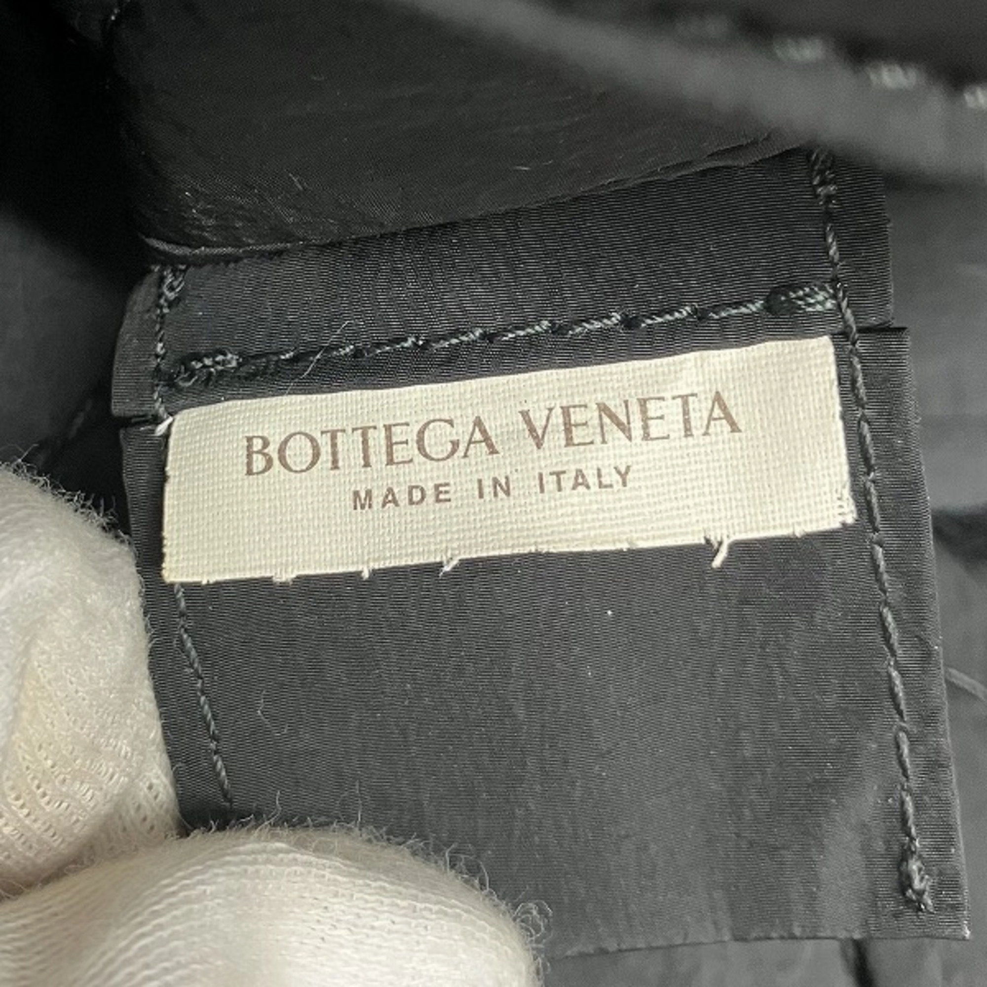 Bottega Veneta Intrecciato Nylon Pouch Shoulder Bag (Pre-Owned)