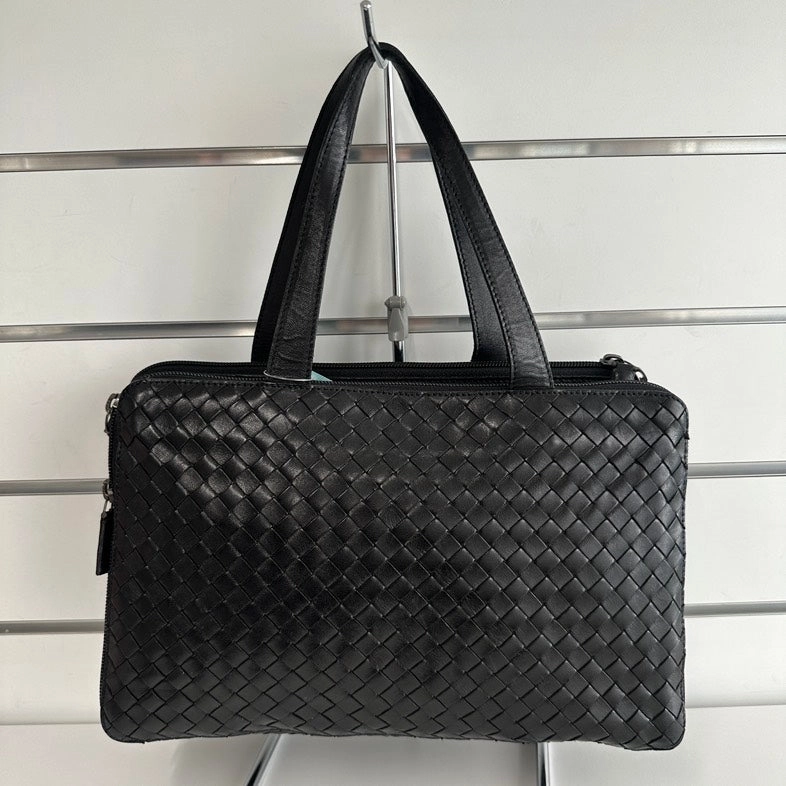 Bottega Veneta Pre-loved Shoulder Bag 4278 Black Leather