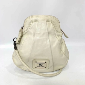 Burberry blue Label ivory  Leather Pochette Shoulder Bag (Pre-Owned)