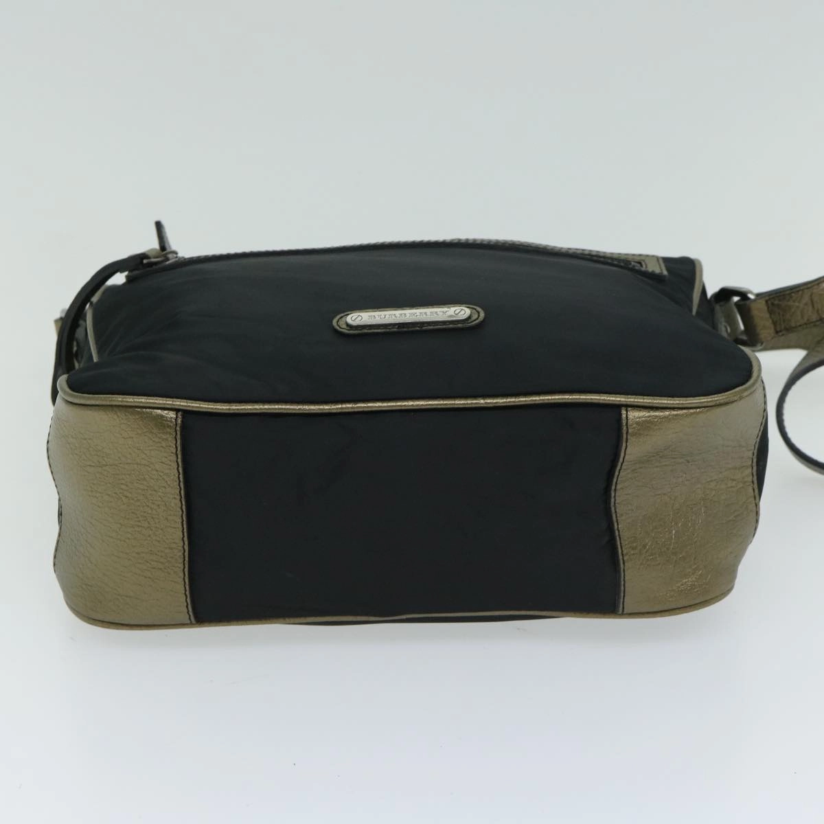 Burberry  Synthetic Shoulder Bag (Pre-Owned)