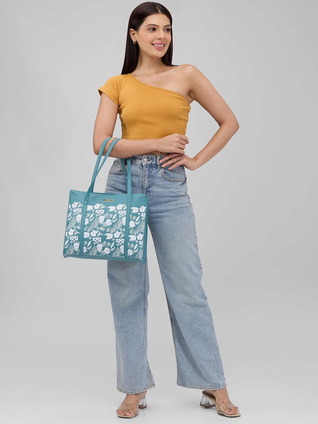 Caprese Lively Medium B Green Tote Bag