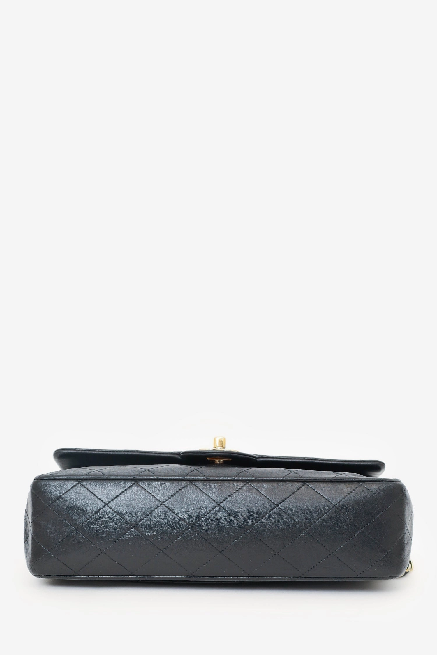 Chanel 1991-94 Black Lambskin Medium Double Flap Shoulder Bag Chanel 1991-94 Black Lambskin Medium Double Flap Shoulder Bag