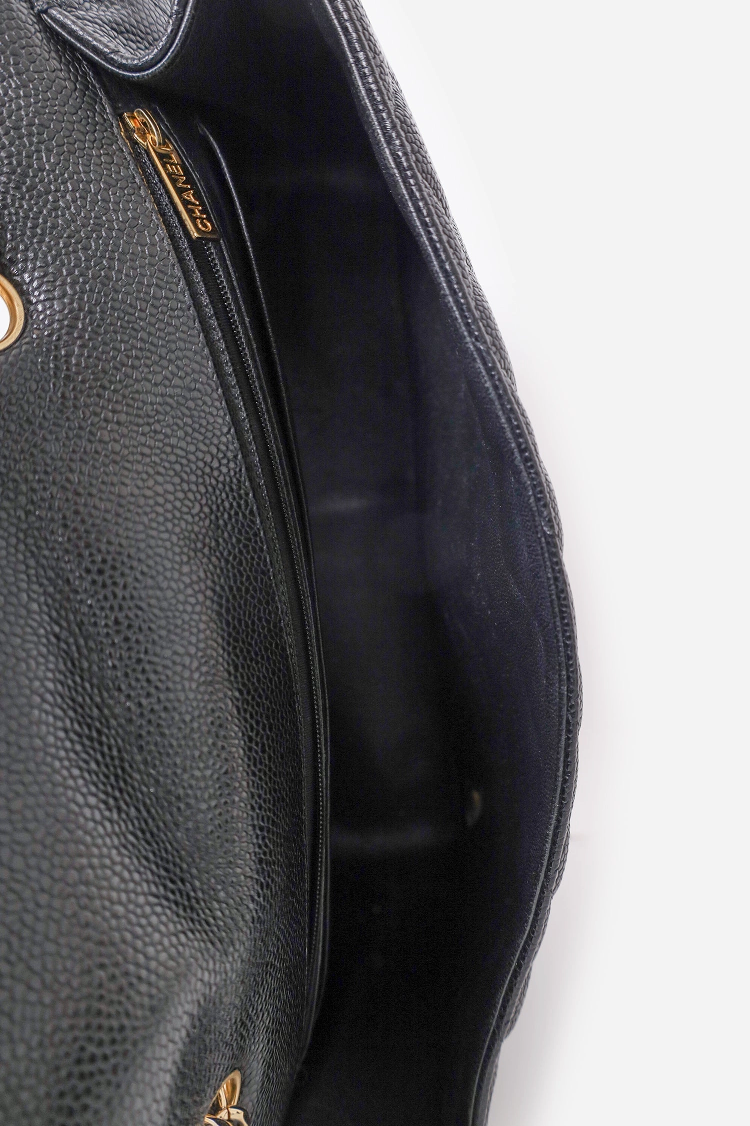 Chanel 2008/09 Black Caviar Leather Jumbo Classic Flap Shoulder Bag