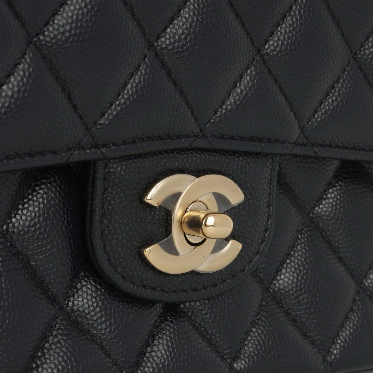 Chanel - Medium Classic Flap - Midnight Blue Quilted Caviar CGHW - 2018 - Pre-Loved