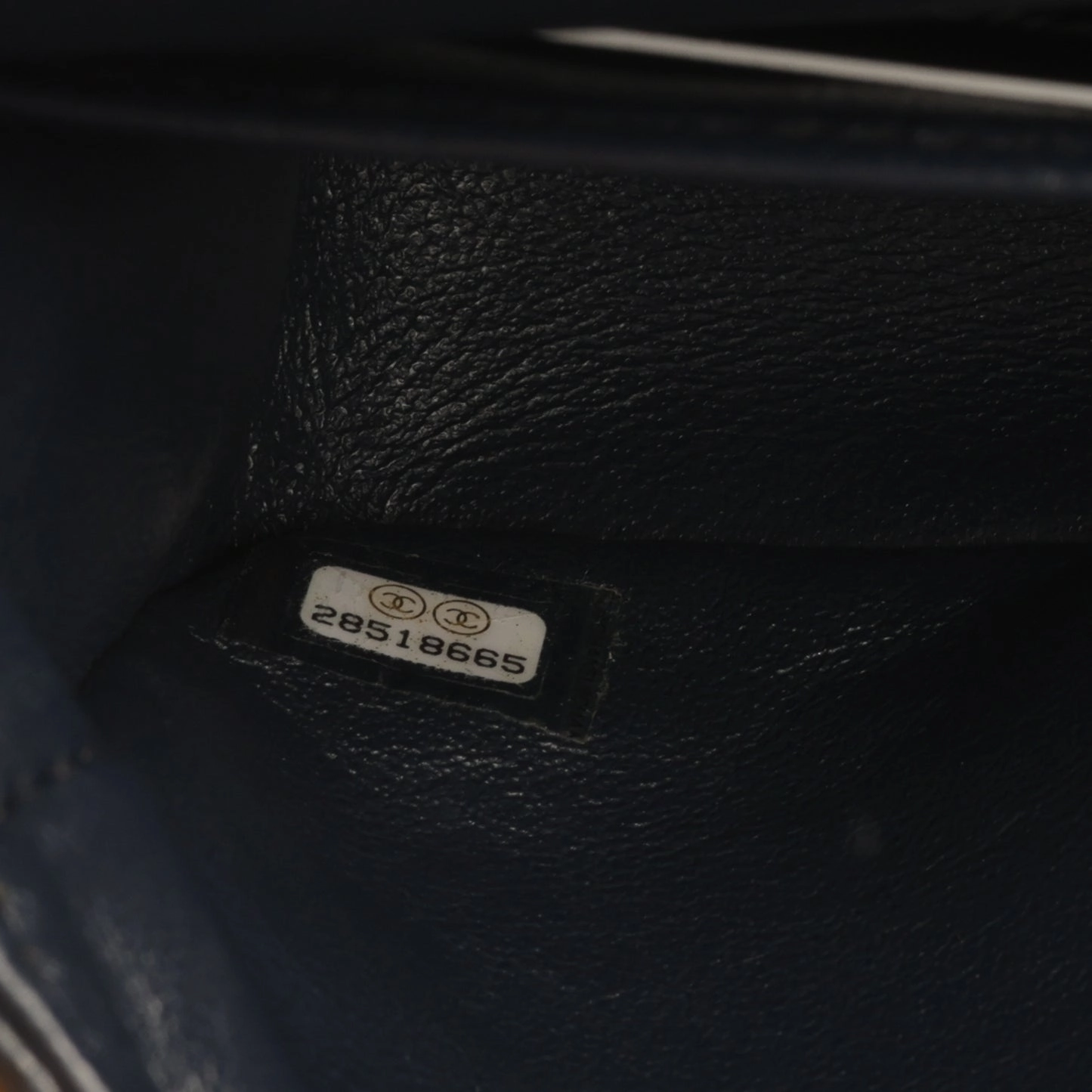 Chanel - Medium Classic Flap - Midnight Blue Quilted Caviar CGHW - 2018 - Pre-Loved