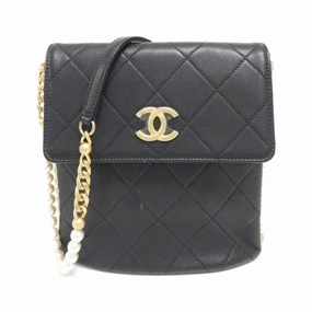 Chanel Artificial ivory Leather Shoulder Bag (Pre-Owned)