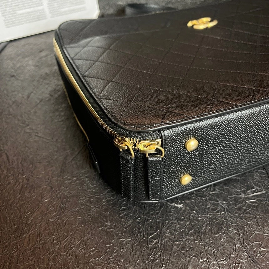 Chanel Black Gold Quilted Leather Shoulder Bag Medium