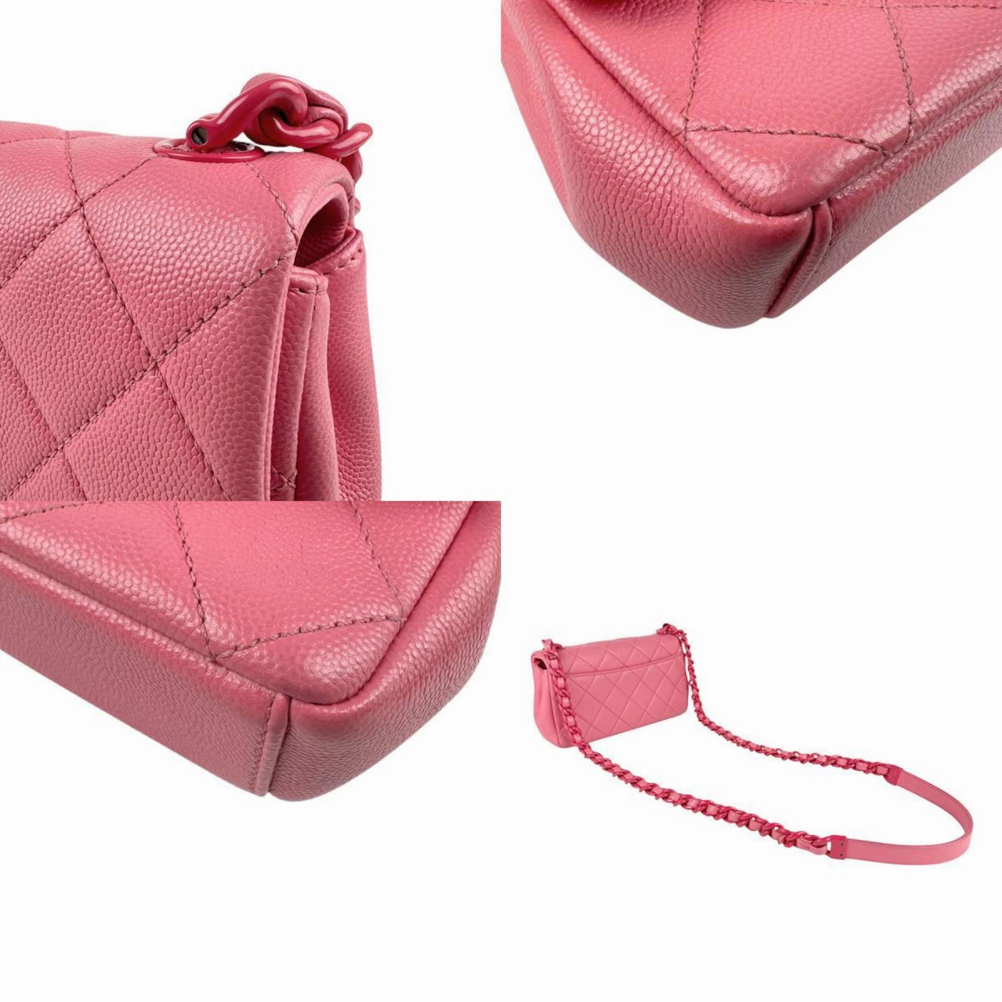 Chanel Caviar Leather Shoulder Bag (Pre-Owned)