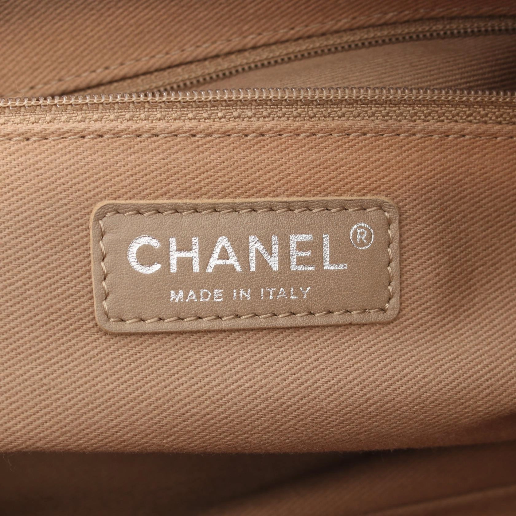 Chanel Caviar Skin Matelasse Tote Bag Red