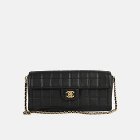 Chanel Chanel - Vintage East-West Chocolate Bar - Black Lambskin CGHW - Pre-Loved