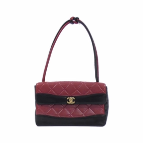Chanel  Color Leather Shoulder Bag (Pre-Owned)