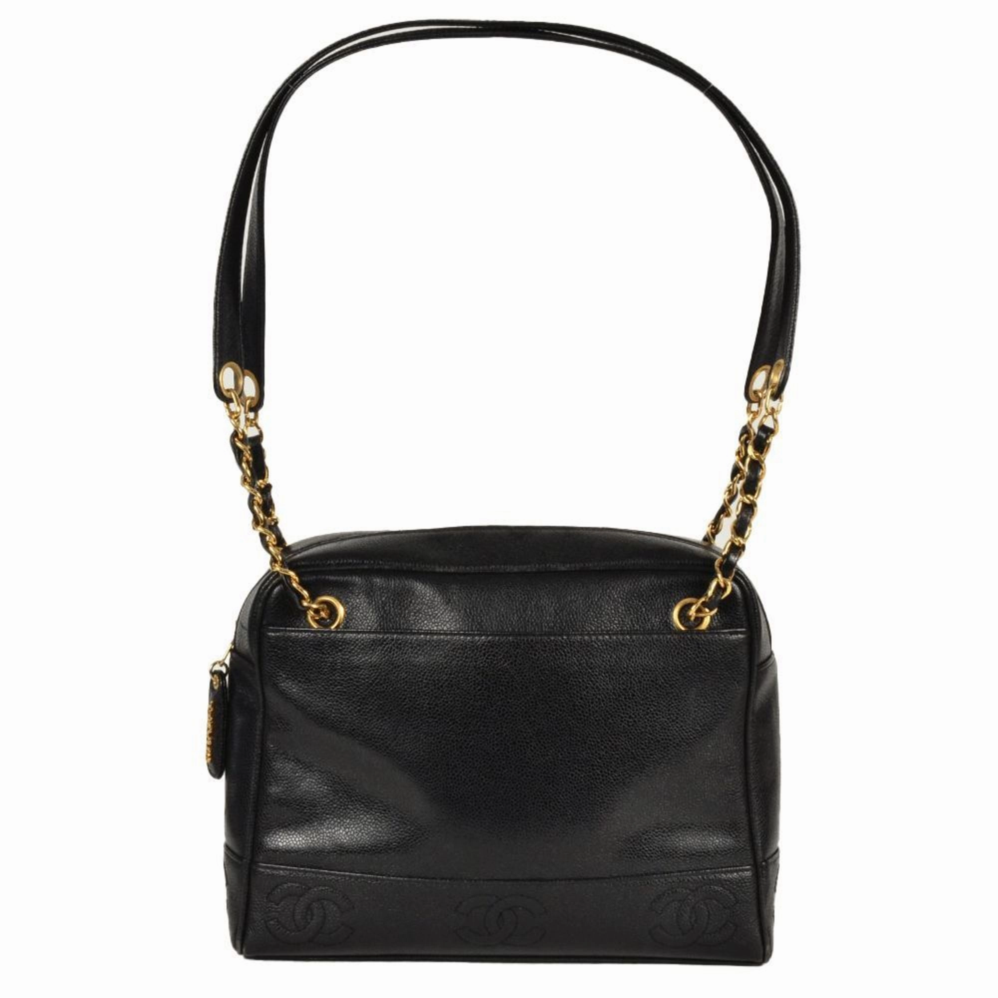 Chanel Grained Calfskin Shoulder Bag (Pre-Owned)