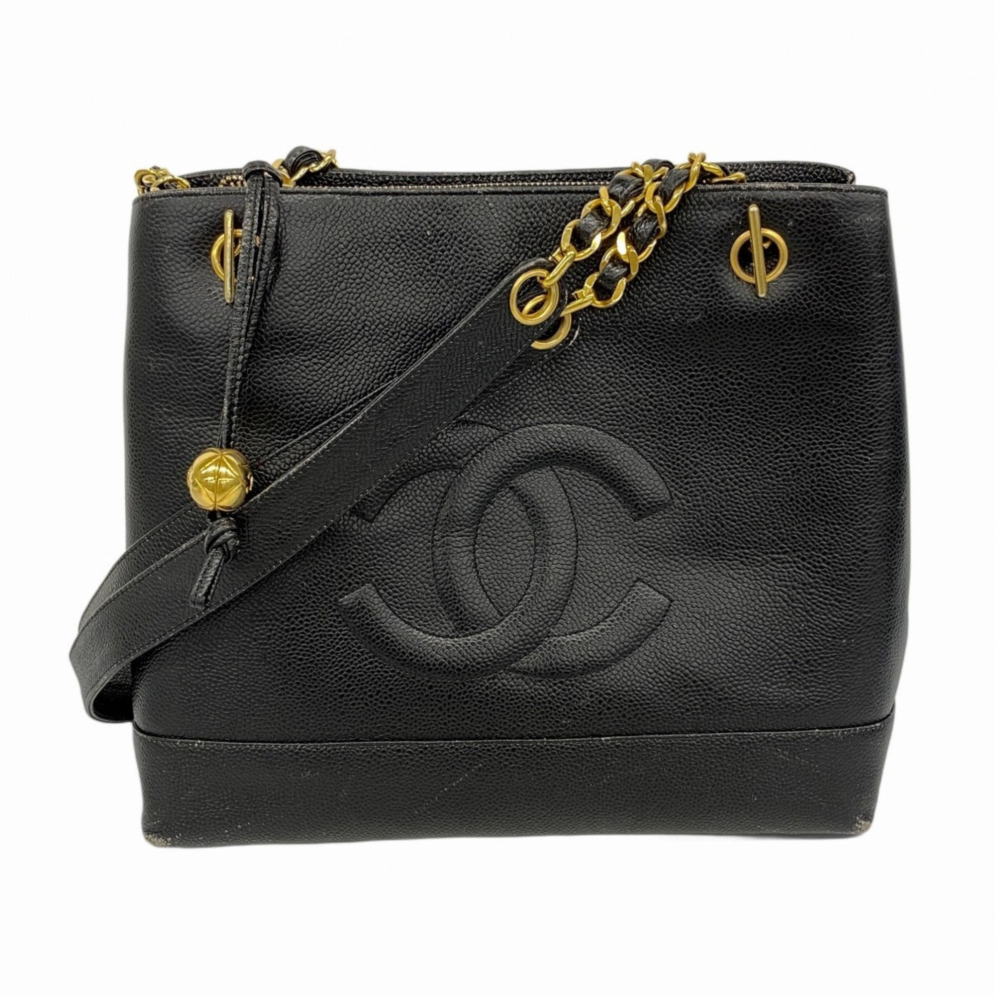 Chanel Grained Calfskin Shoulder Bag (Pre-Owned)