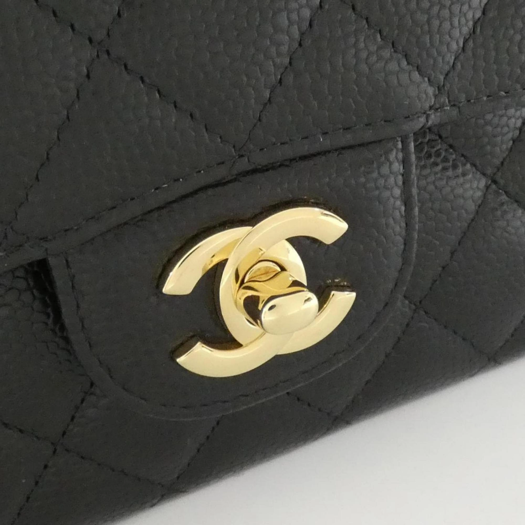 Chanel  Grained Calfskin Shoulder Bag (Pre-Owned)