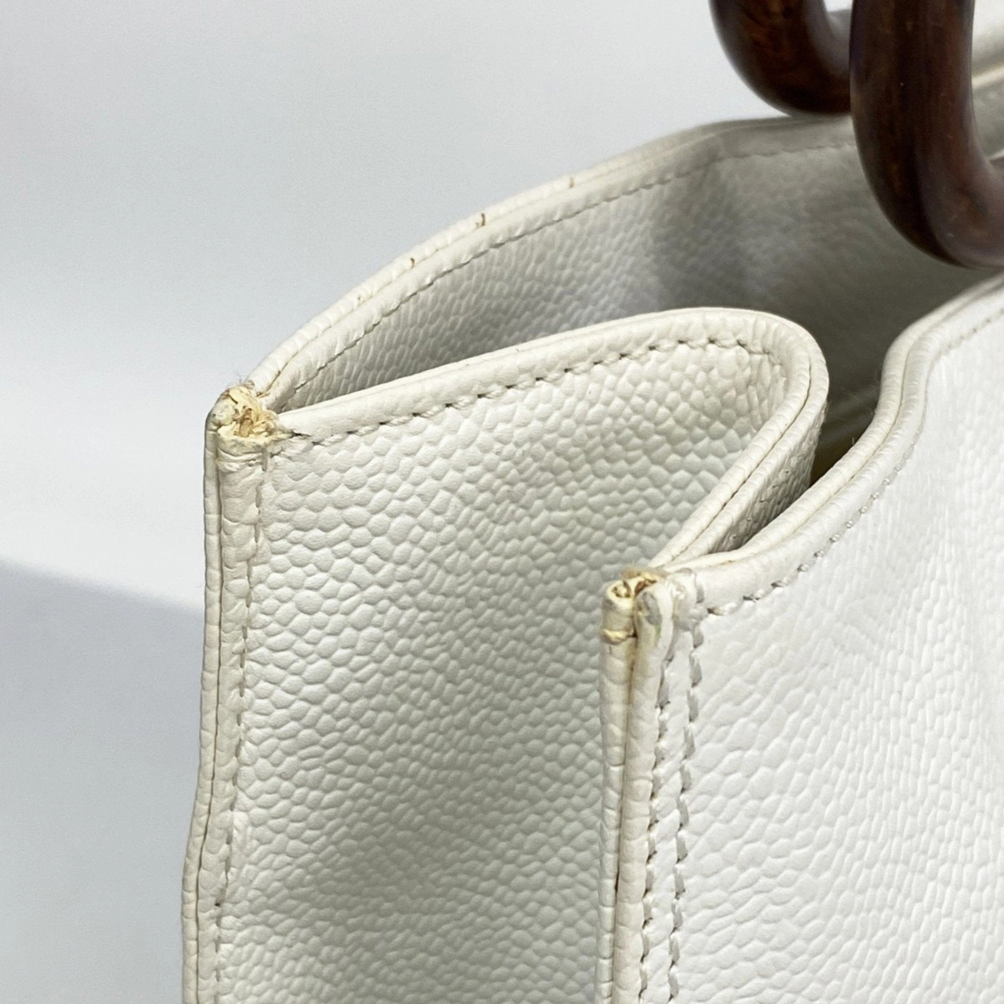 Chanel Grained Calfskin Tote Bag (Pre-Owned)