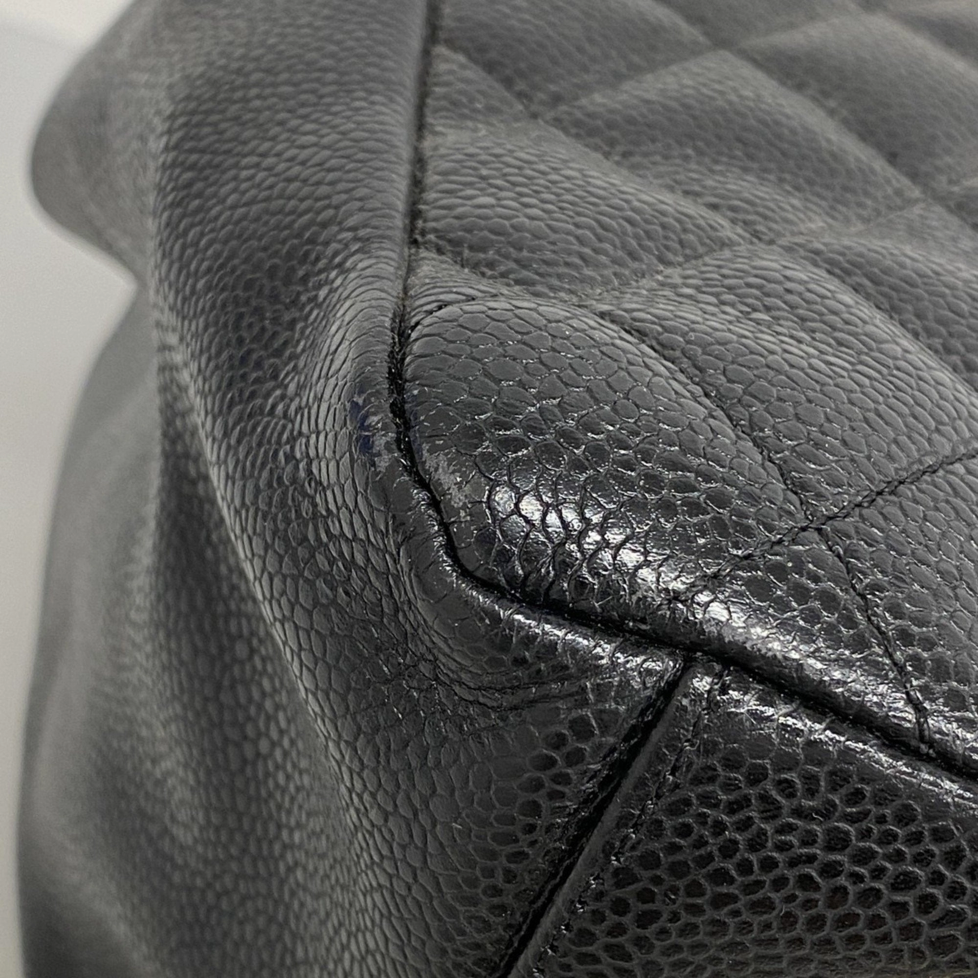 Chanel Grained Calfskin Tote Bag (Pre-Owned)