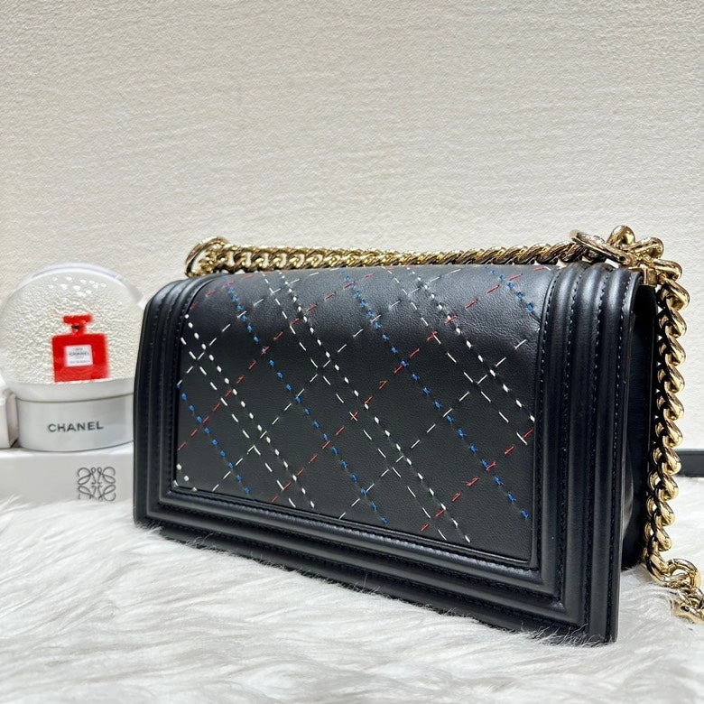Chanel Le Boy Black Shoulder Bag - Preloved