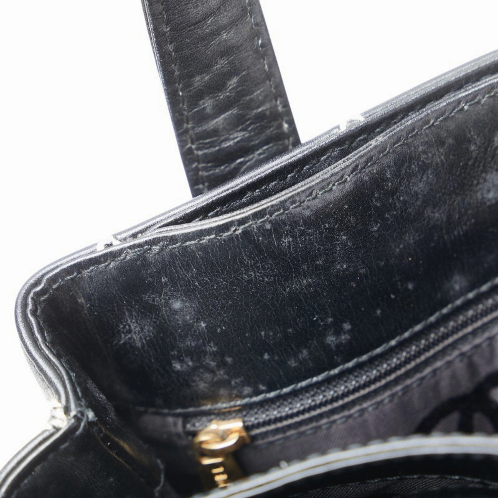 Chanel Leather Handbag Tote Bag (Pre-Owned)