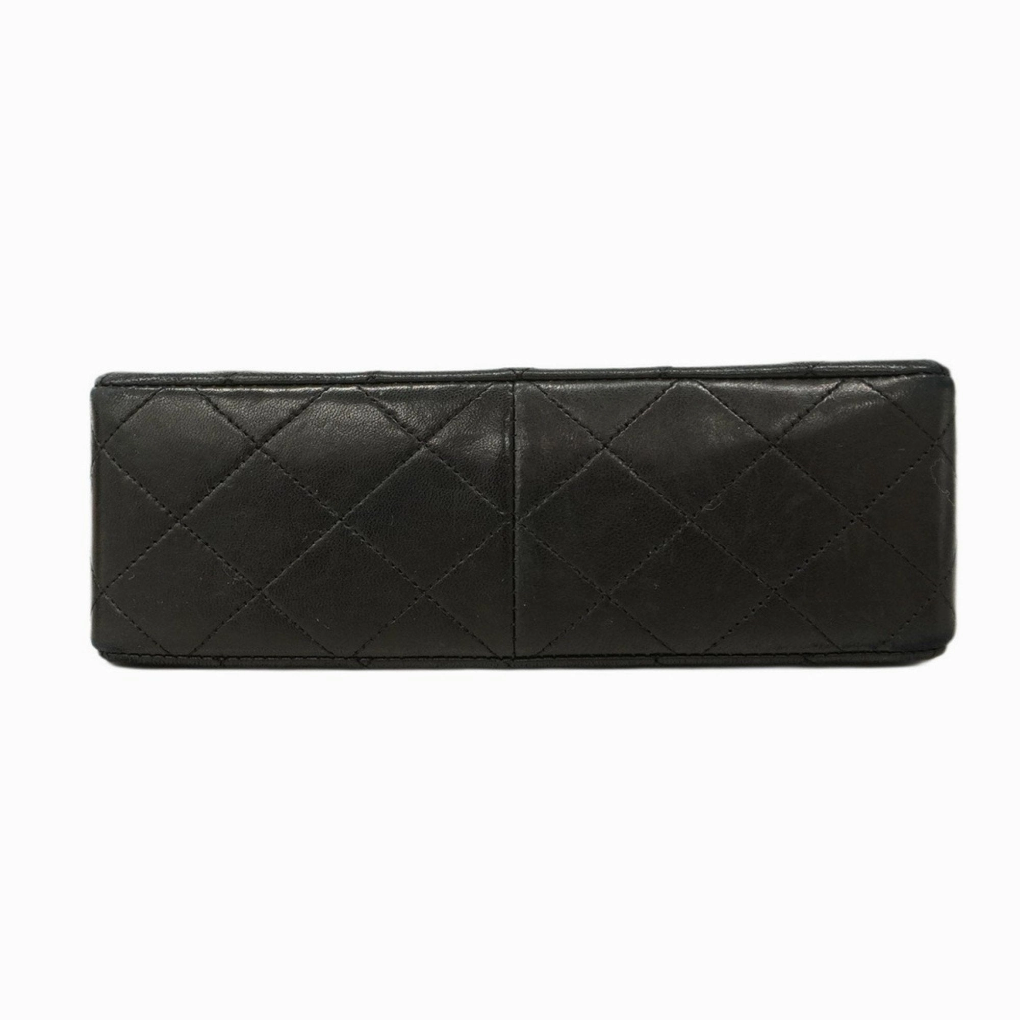 Chanel Leather Shoulder Bag (Pre-Owned)
