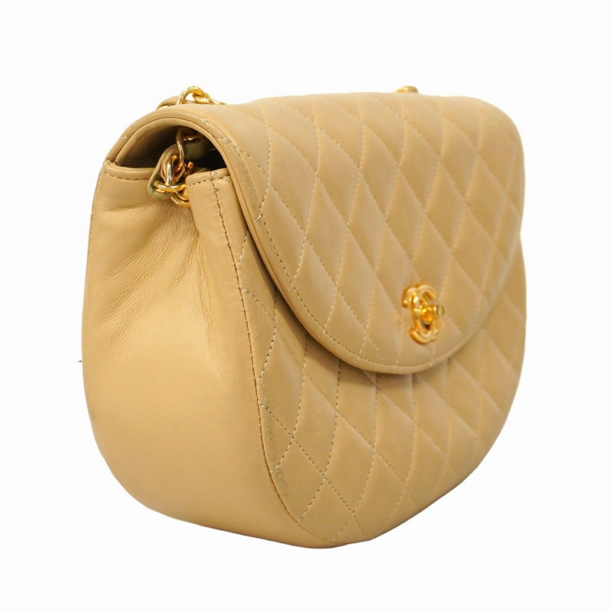 Chanel Leather Shoulder Bag (Pre-Owned)