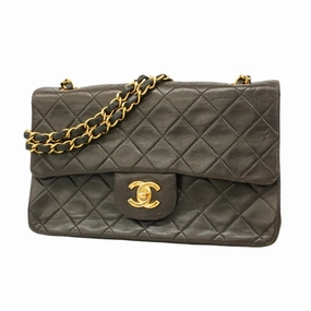 Chanel Leather Shoulder Bag (Pre-Owned)