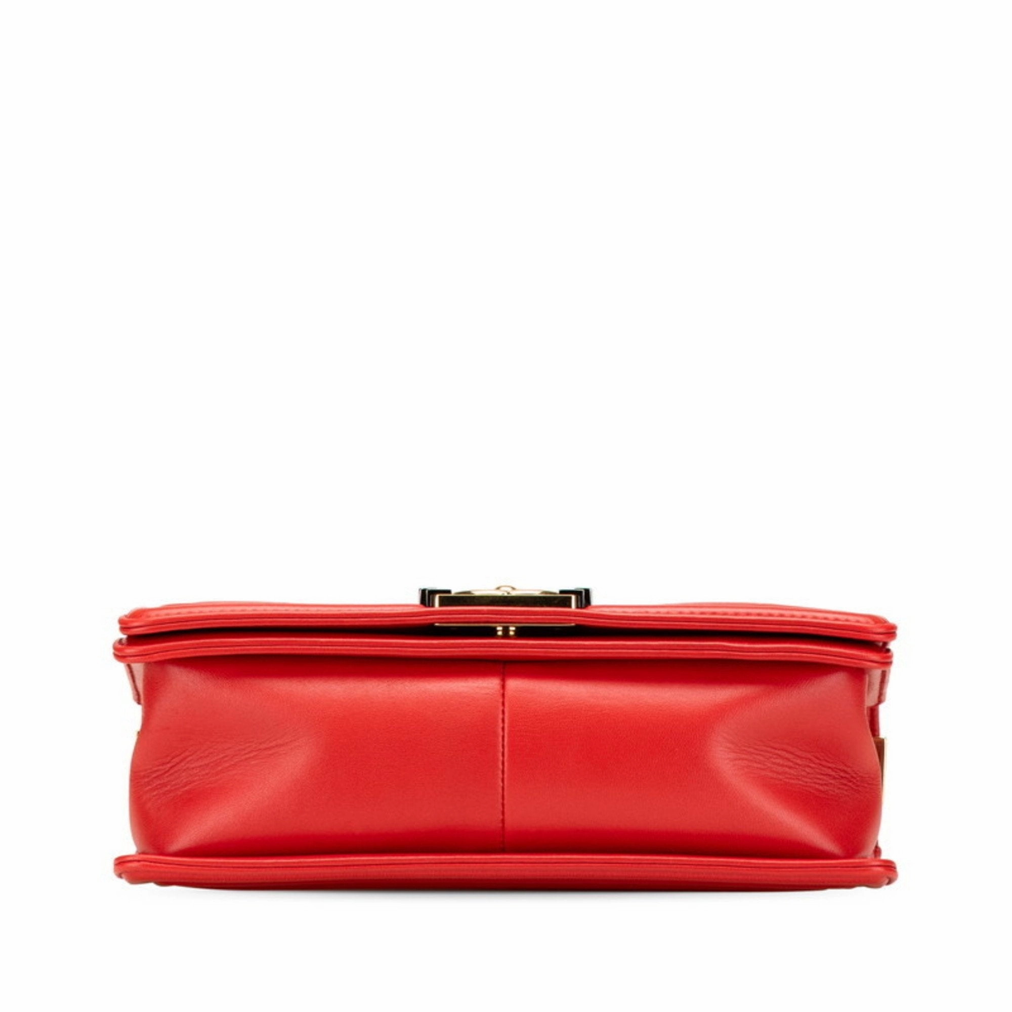 Chanel Leather Shoulder Bag (Pre-Owned)