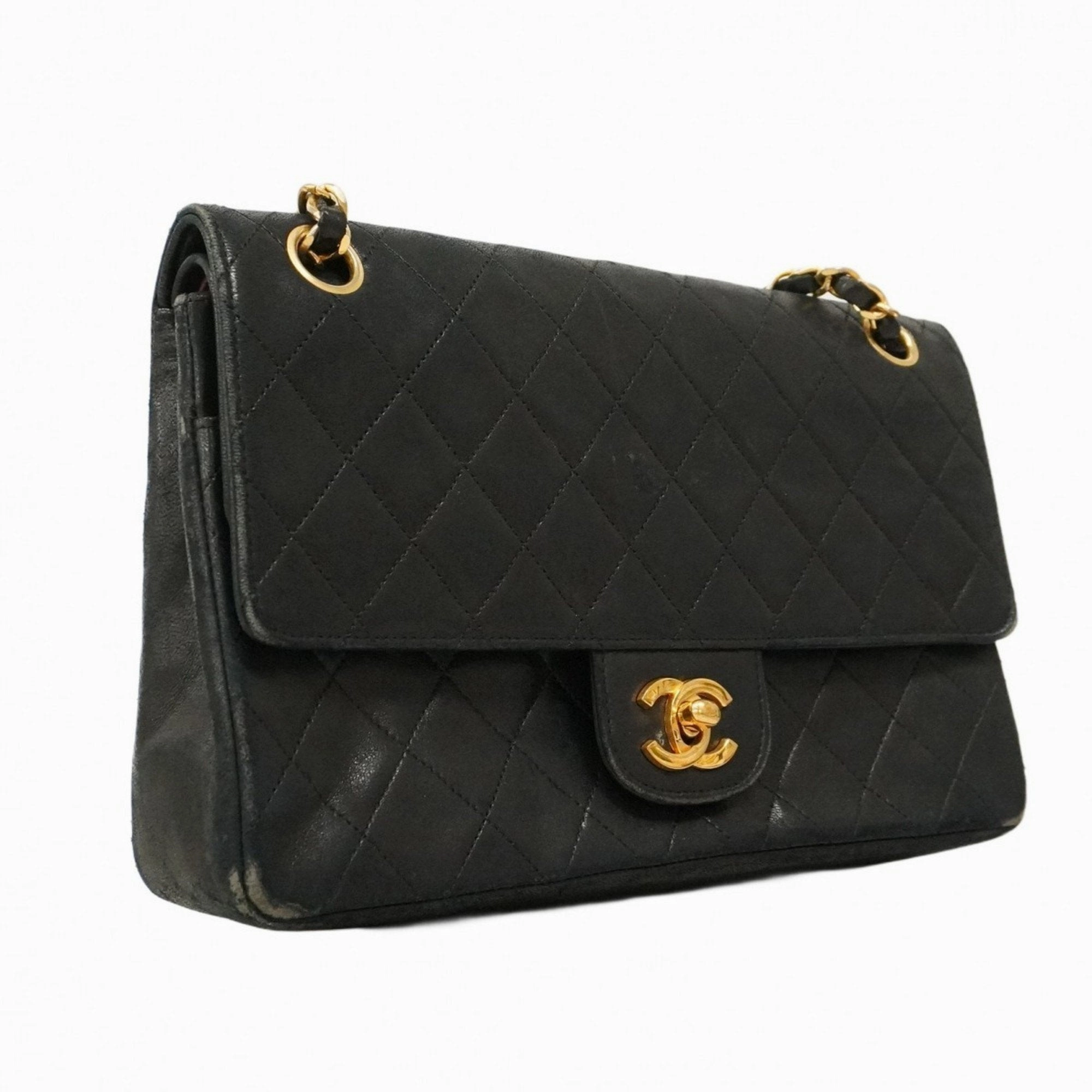 Chanel Leather Shoulder Bag (Pre-Owned)