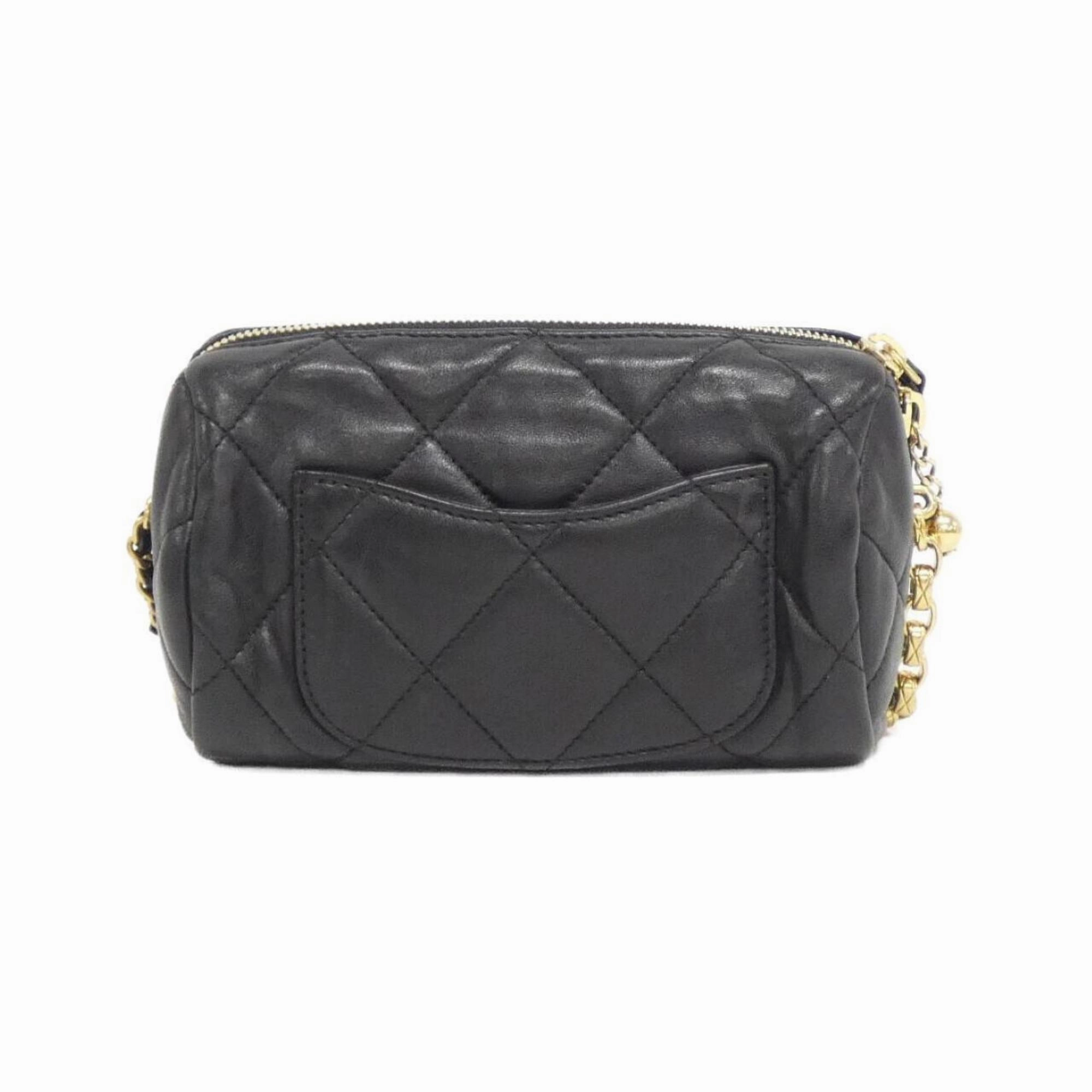 Chanel Leather Shoulder Bag (Pre-Owned)