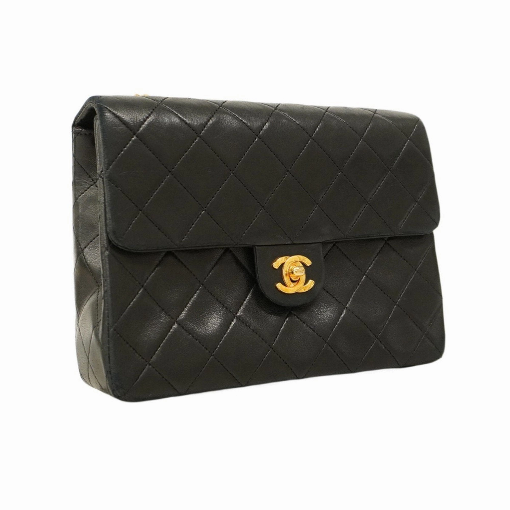Chanel Leather Shoulder Bag (Pre-Owned)