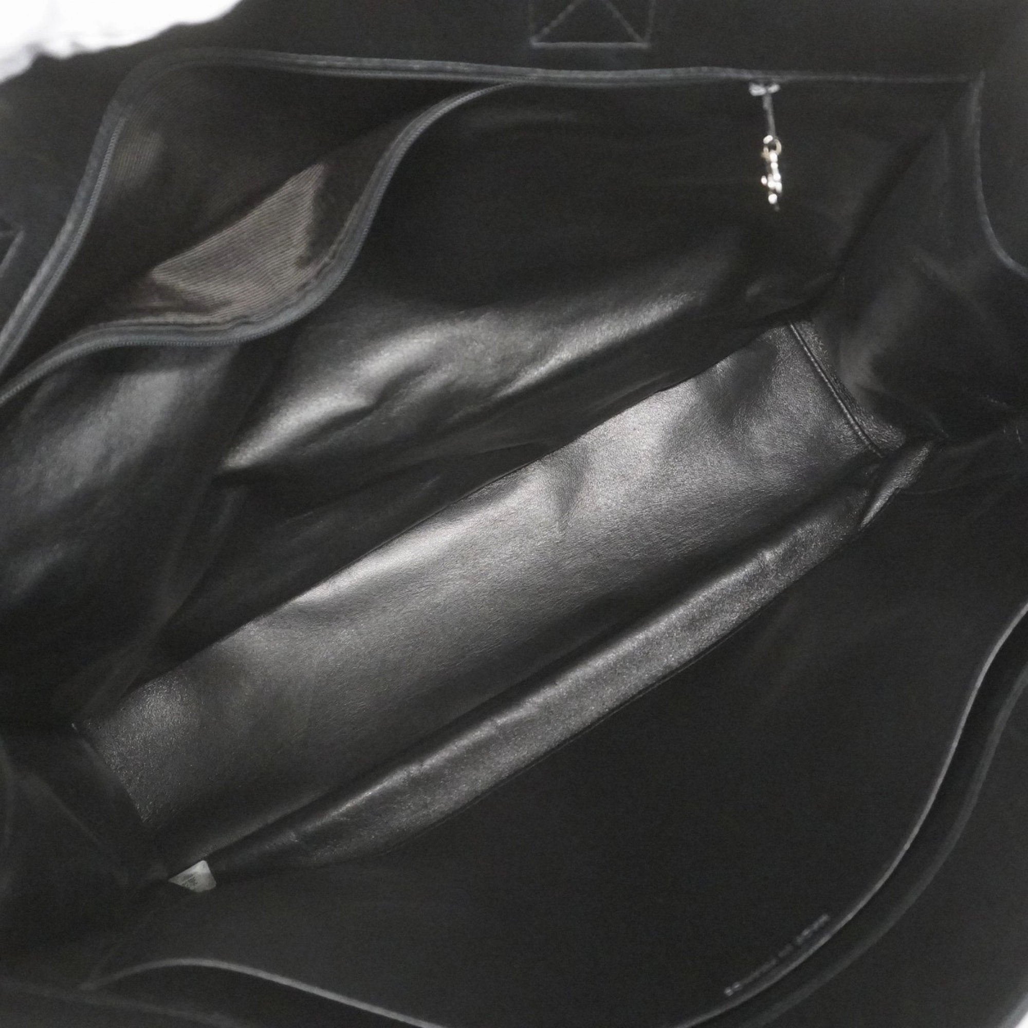 Chanel Leather Tote Bag (Pre-Owned)