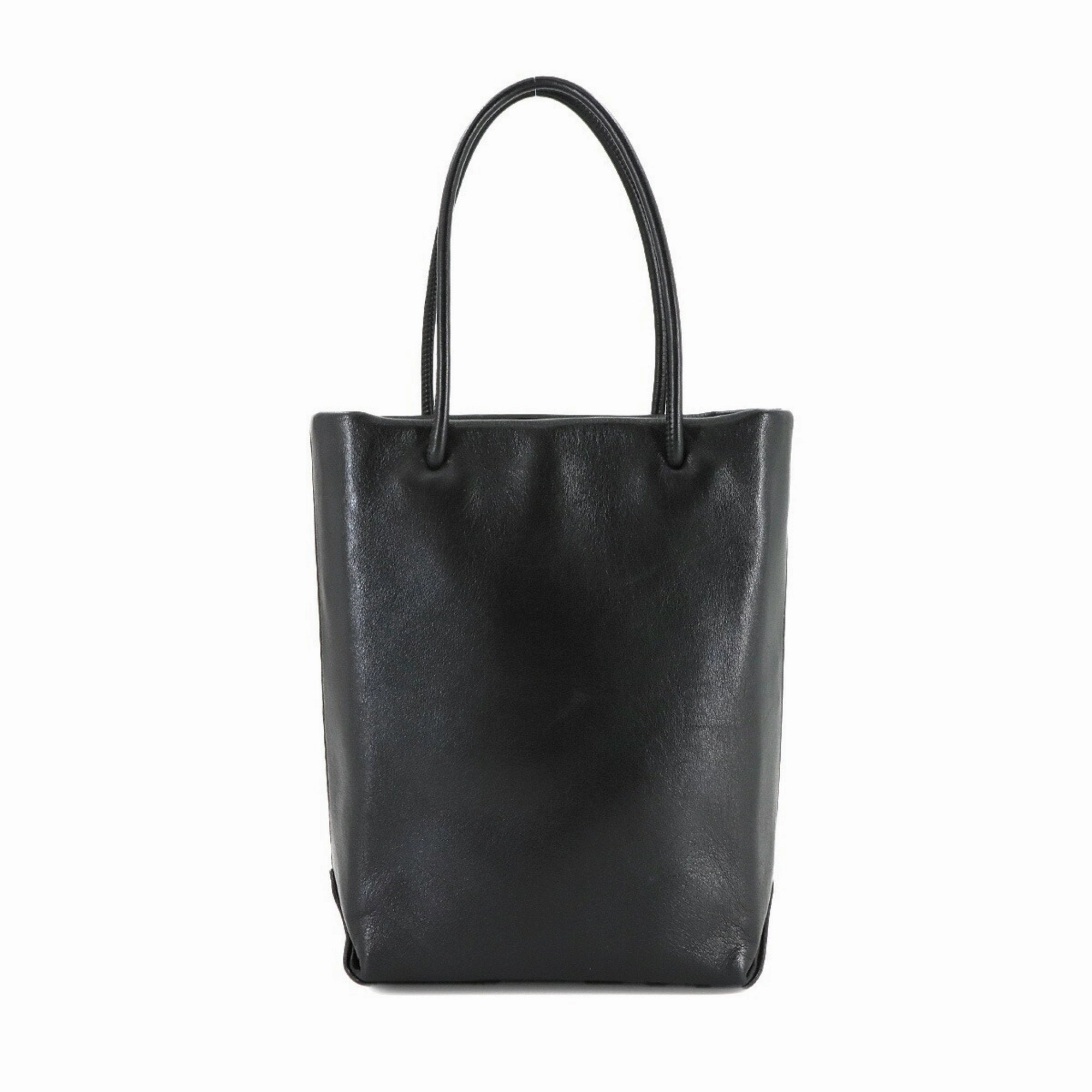 Chanel  Leather Tote Bag (Pre-Owned)
