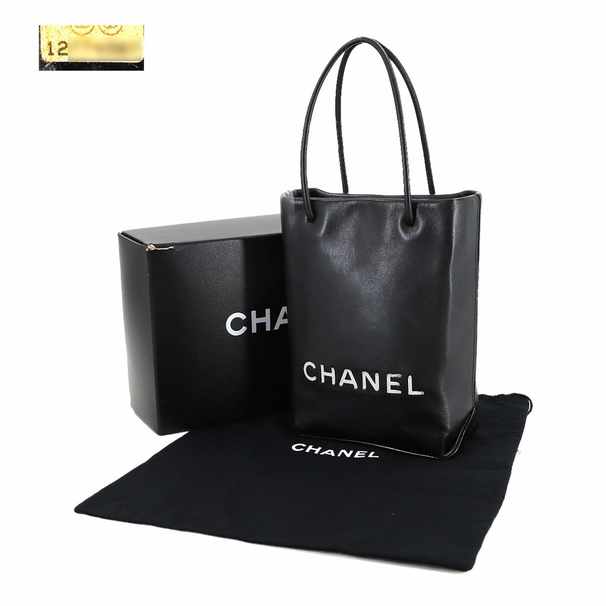 Chanel  Leather Tote Bag (Pre-Owned)