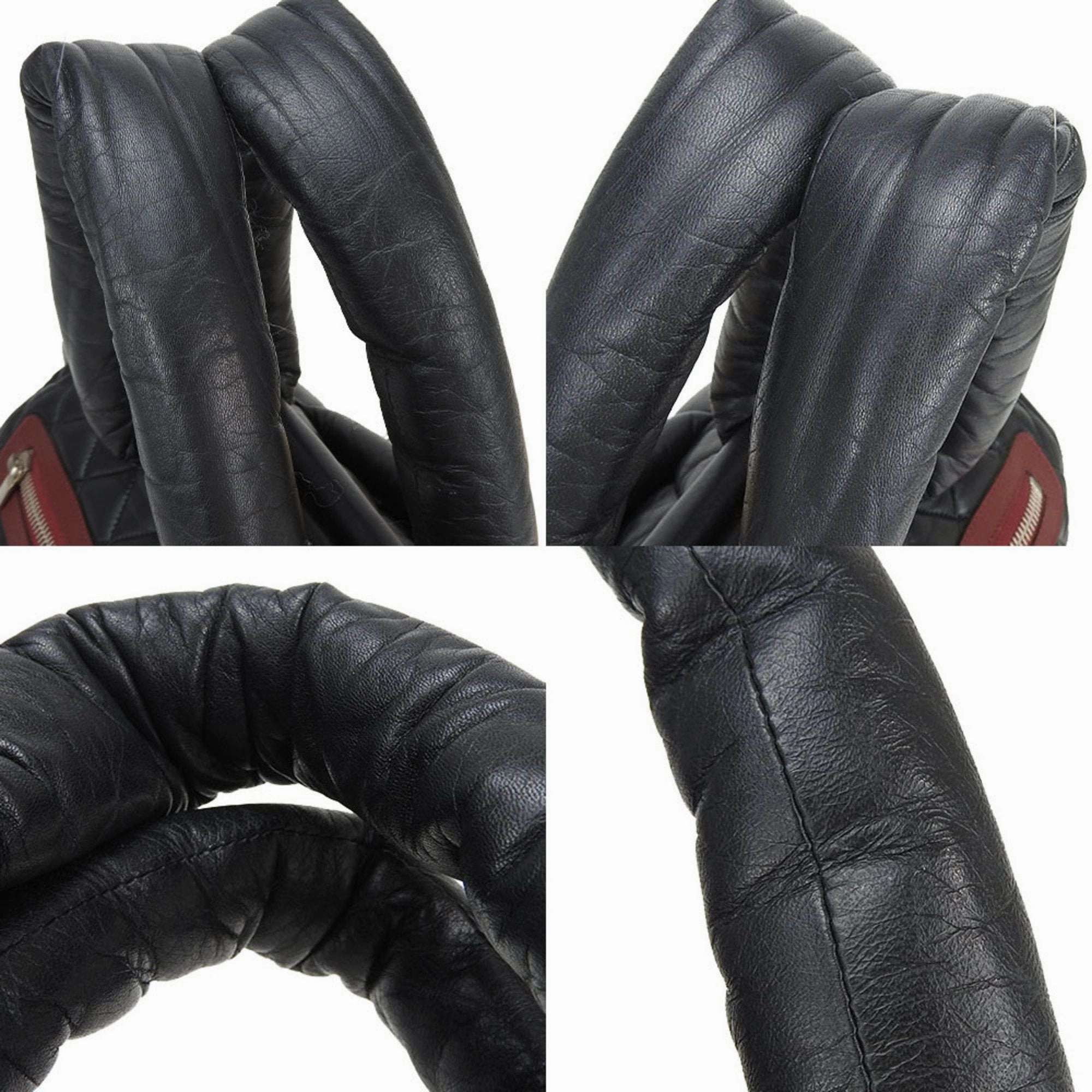 Chanel  Leather Tote Bag (Pre-Owned)