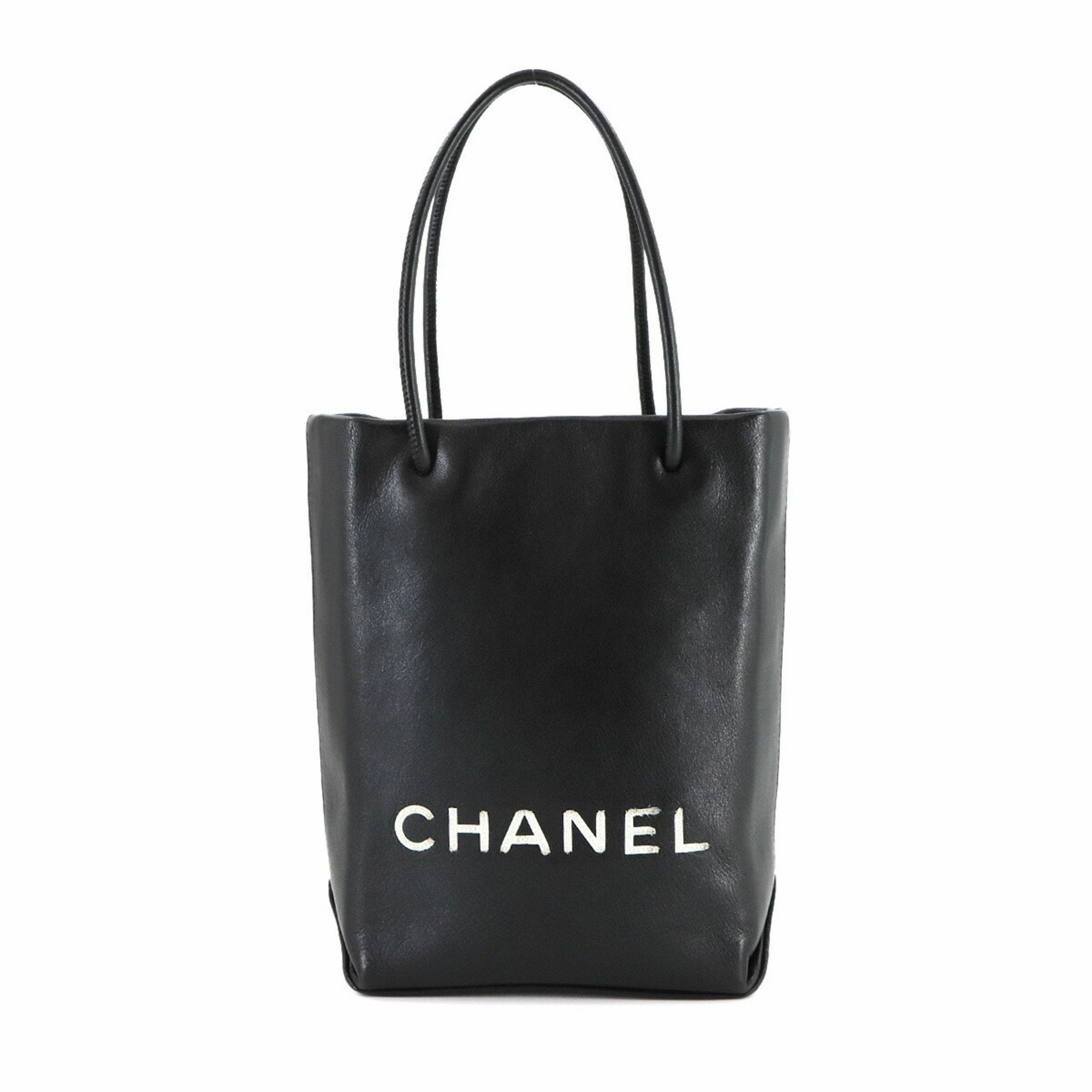Chanel  Leather Tote Bag (Pre-Owned)