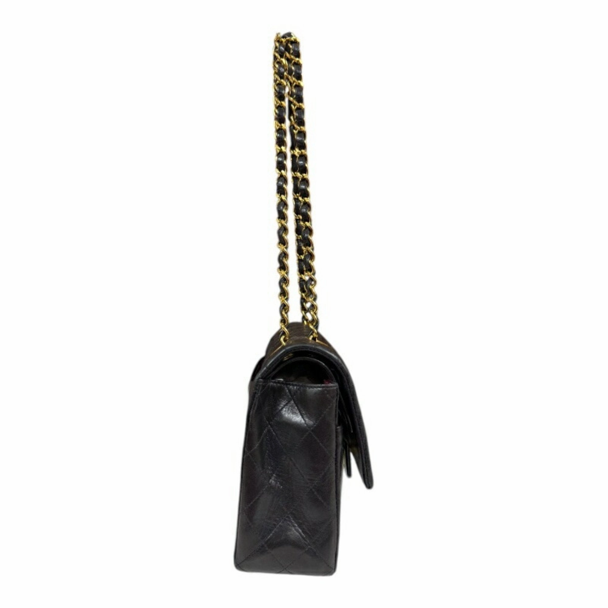 Chanel Matelass Leather Shoulder Bag (Pre-Owned)