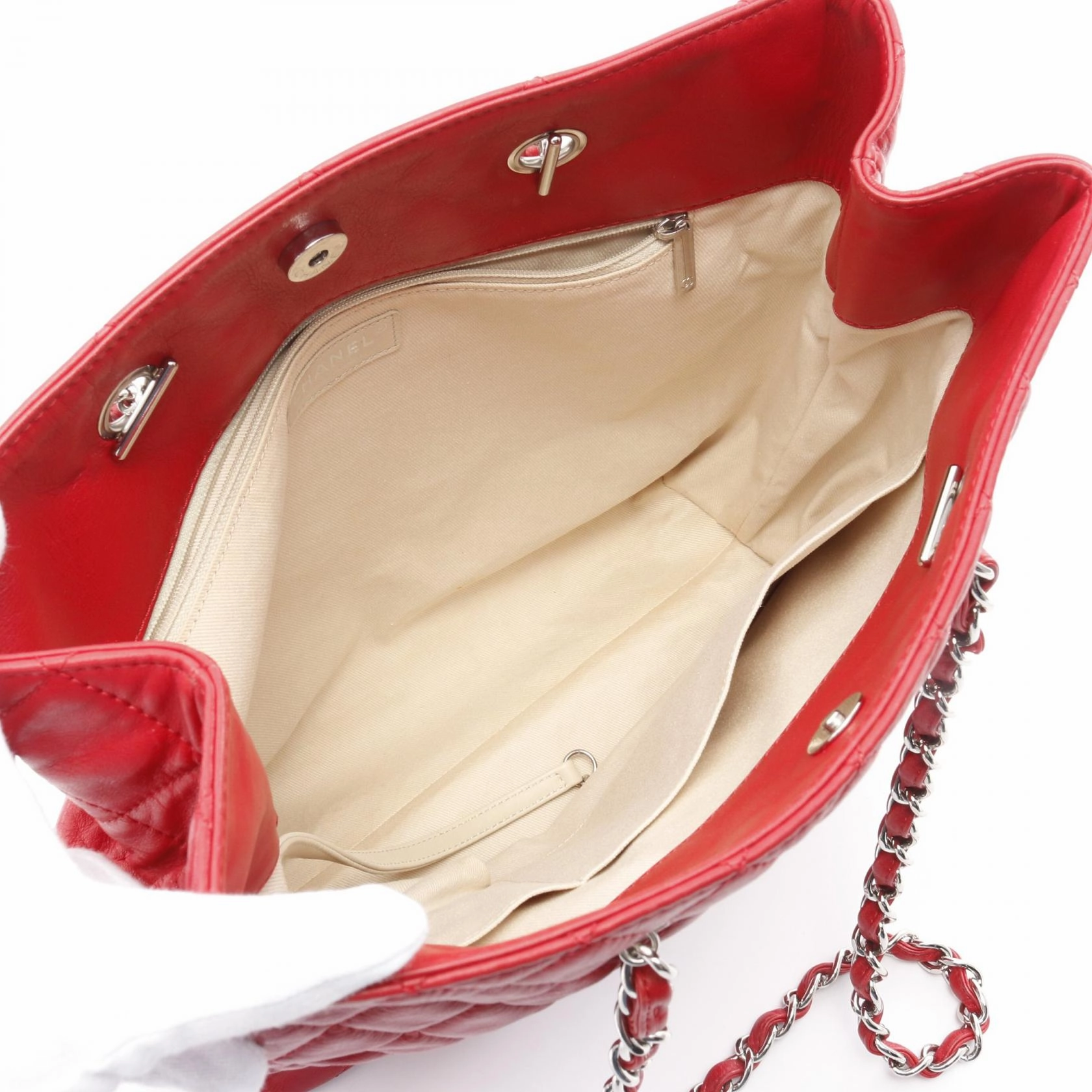 Chanel Matelasse Lambskin Tote Bag Red