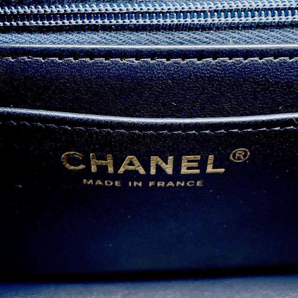 CHANEL Mini Matelasse ChainShoulder Bag BlueA69900 Denim Size 20