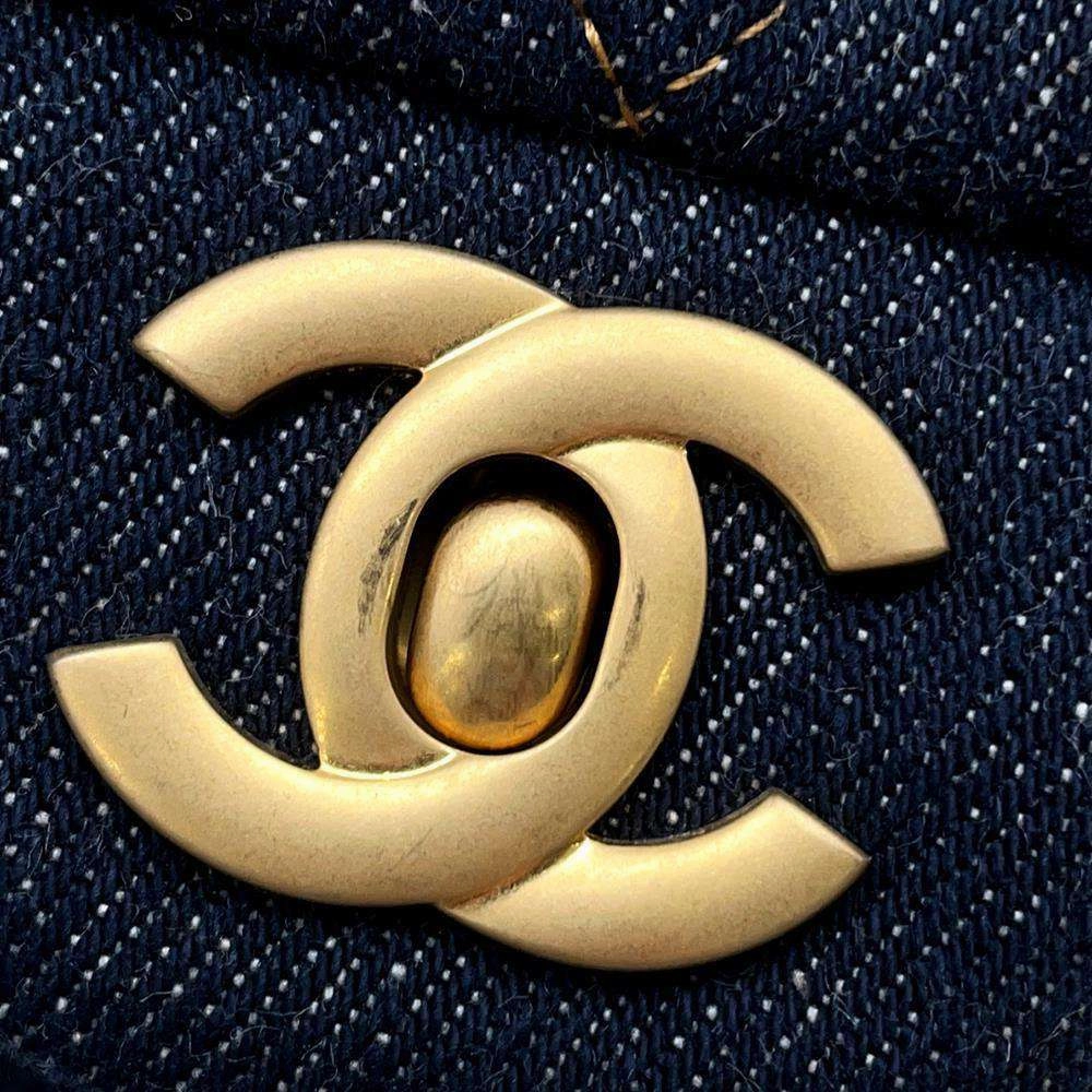 CHANEL Mini Matelasse ChainShoulder Bag BlueA69900 Denim Size 20