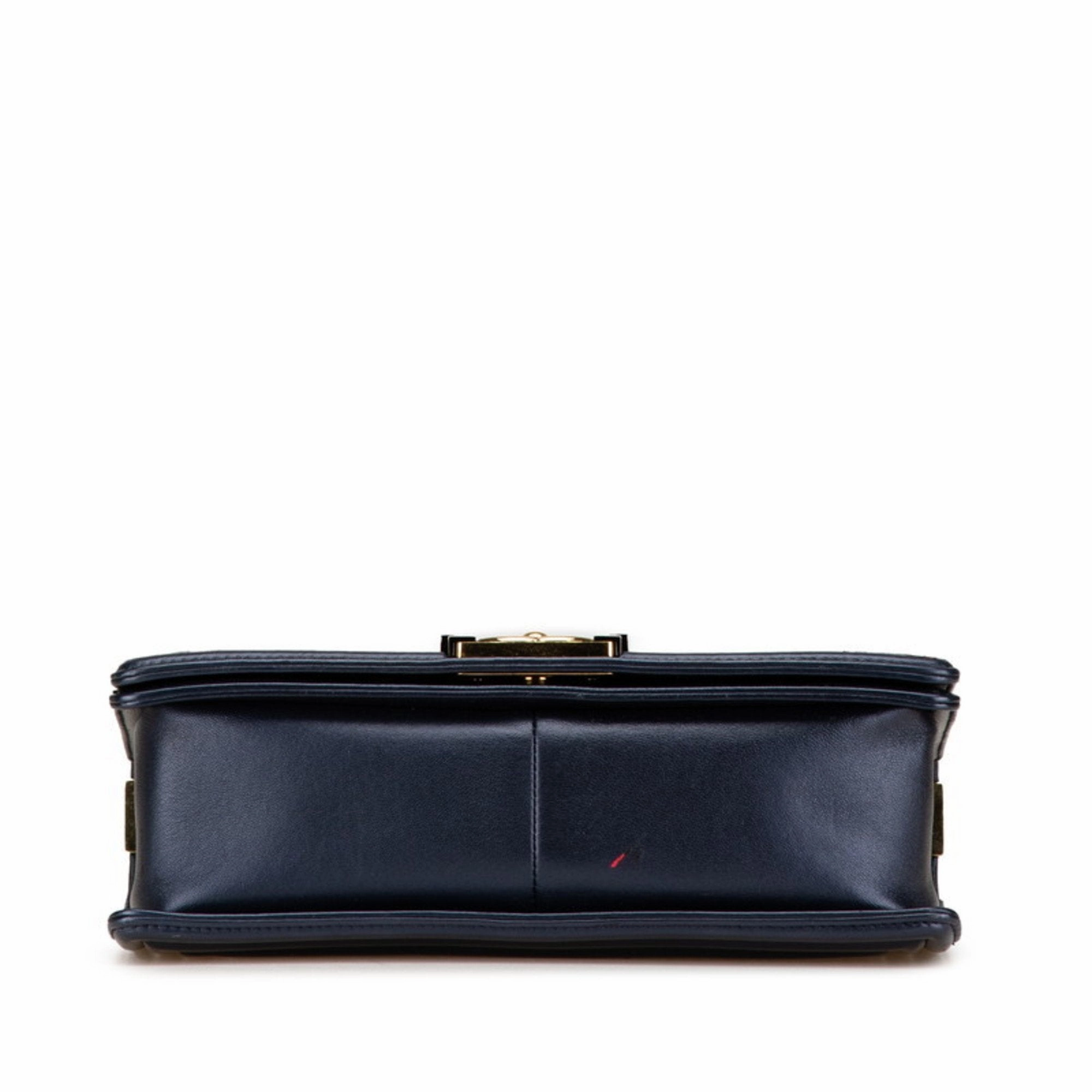 Chanel Navy Color Leather Shoulder Bag (Pre-Owned)