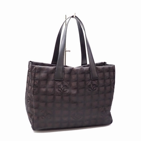 Chanel New Travel Line Leather Tote Bag (Pre-Owned)