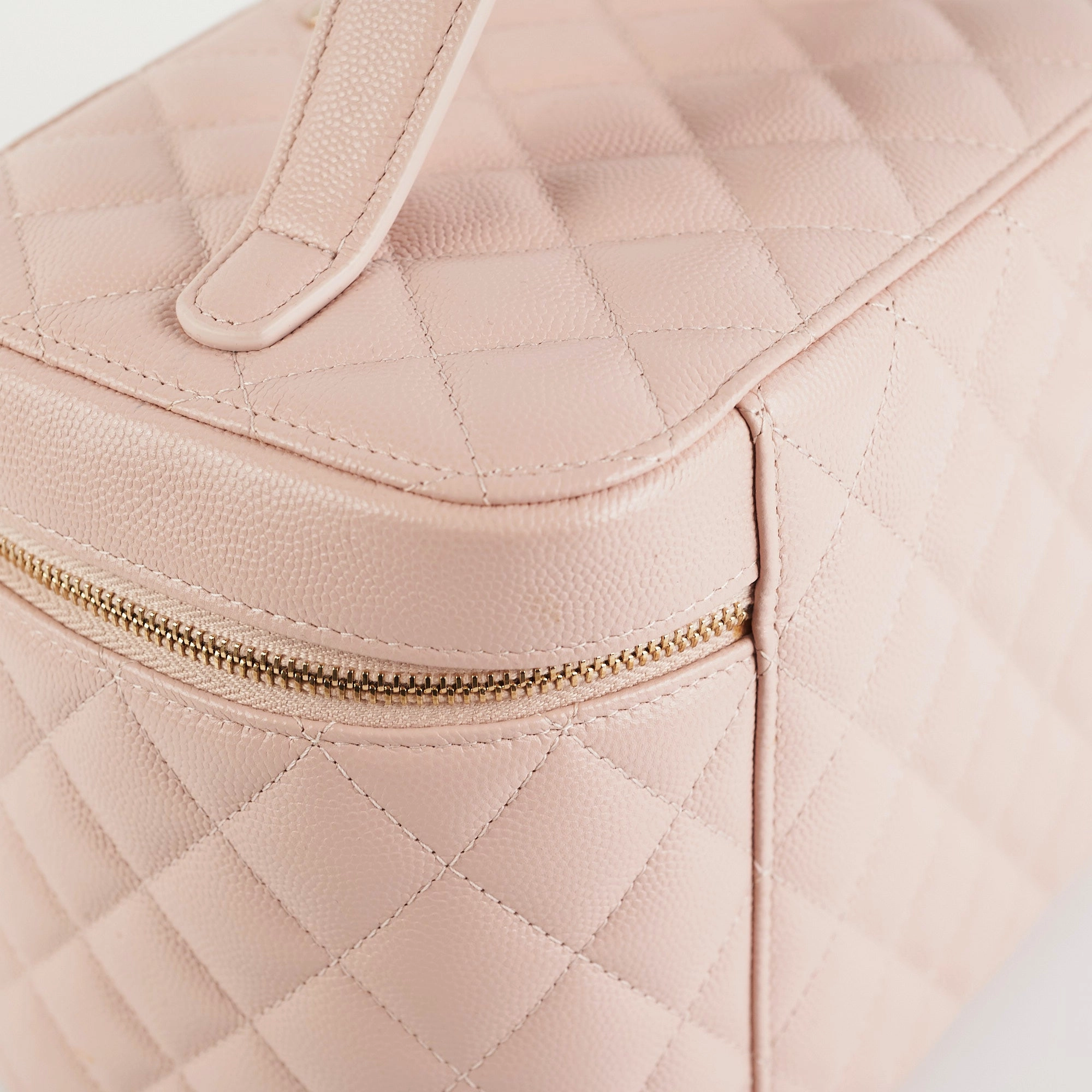 Chanel Pink Caviar Vanity - 21C