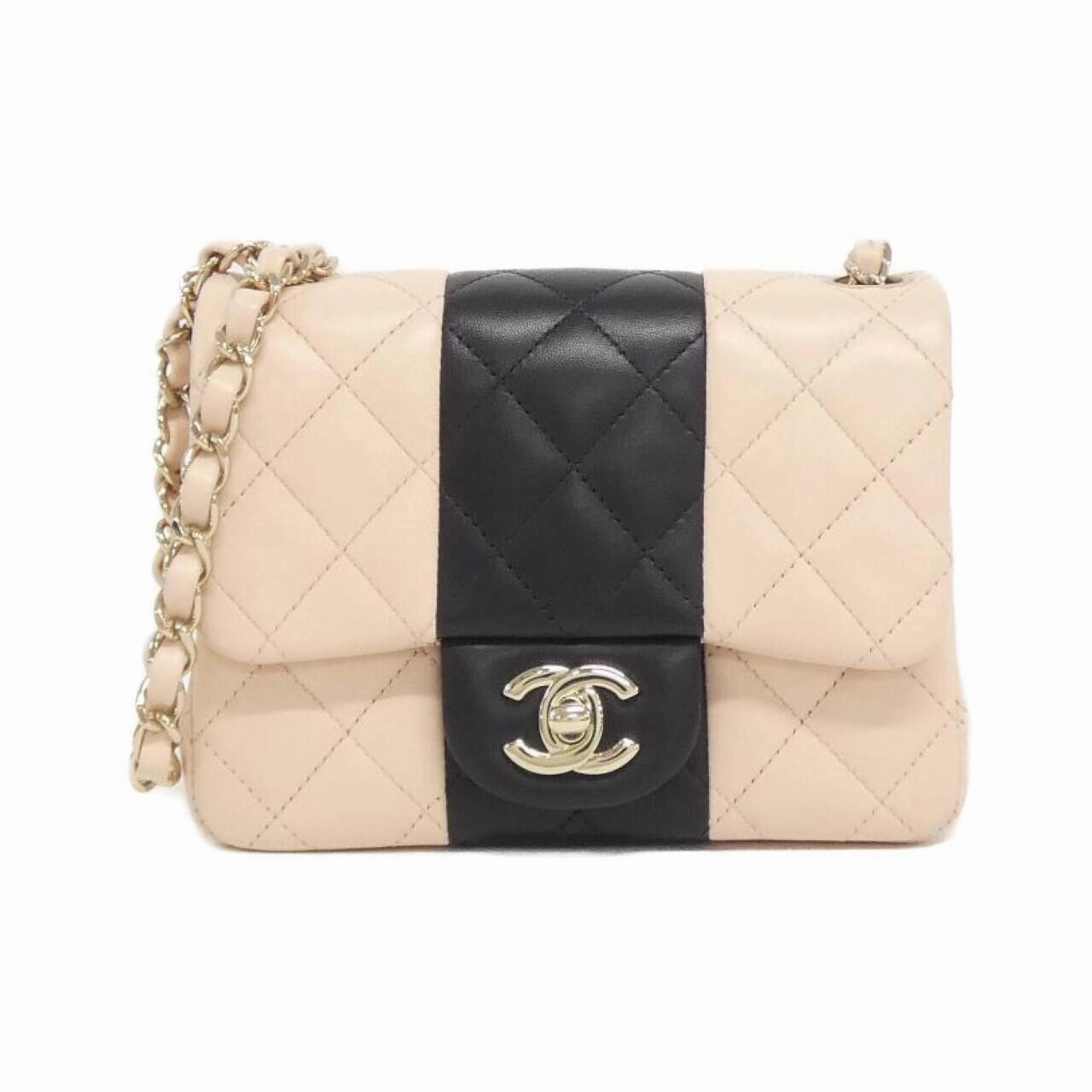 Chanel pink Leather Shoulder Bag (Pre-Owned)