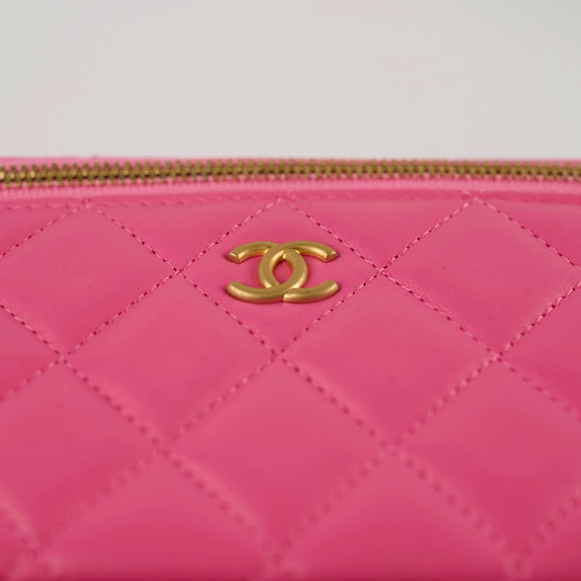Chanel Pink Vanity Coco Chain (microchip)