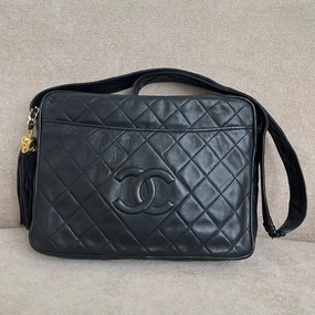 Chanel Preloved HMM Black Leather Shoulder Bag