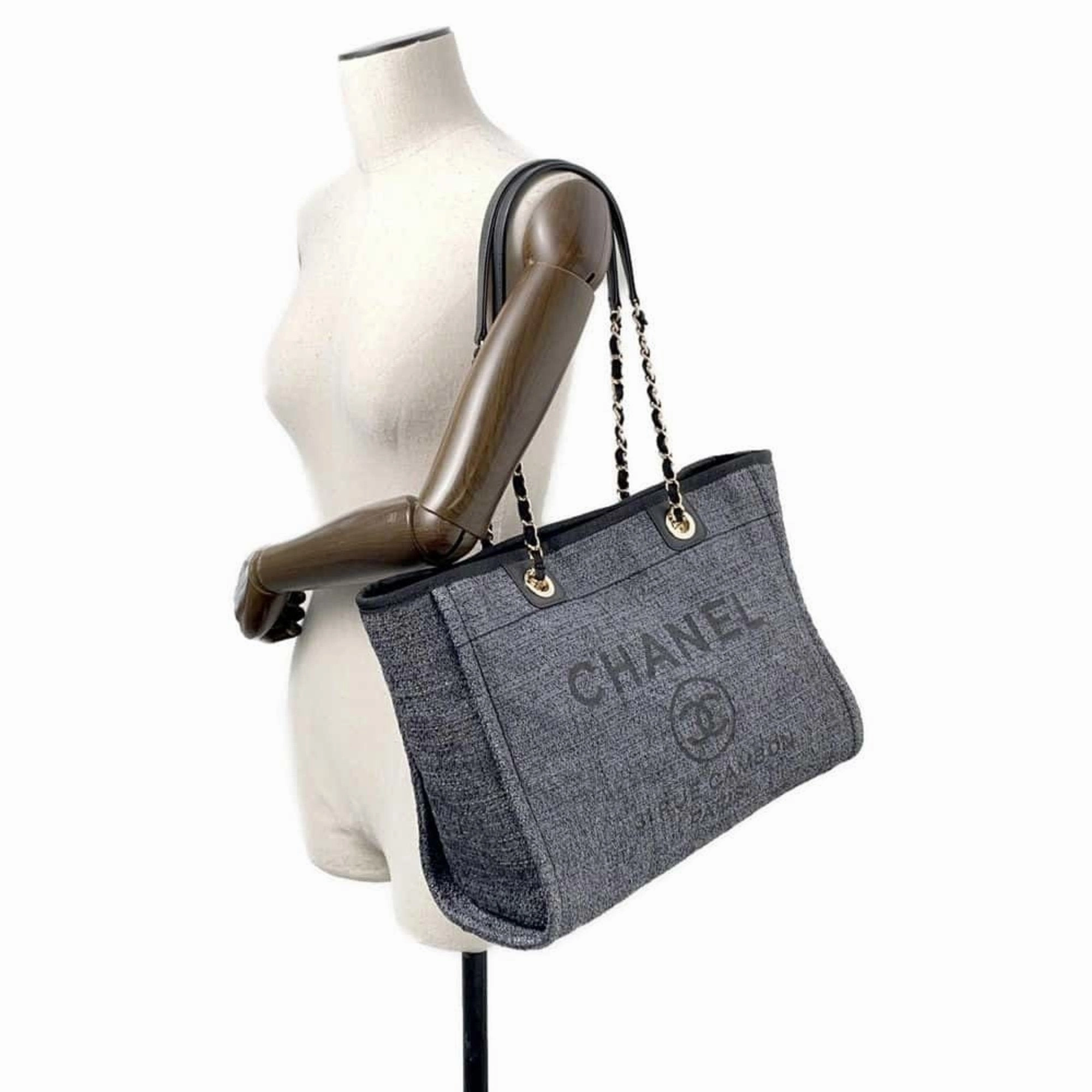 Chanel Raffia Leather Shopping Bag Tote Bag (Pre-Owned)