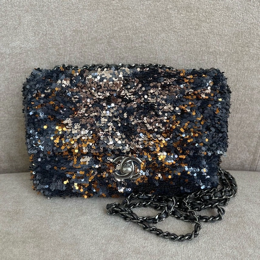 Chanel Sequin Shoulder Bag in Black Glitter Medium